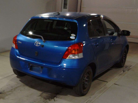 2010 Toyota Vitz SCP90[1]