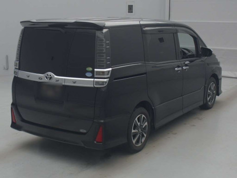 2018 Toyota Voxy ZRR80W[1]