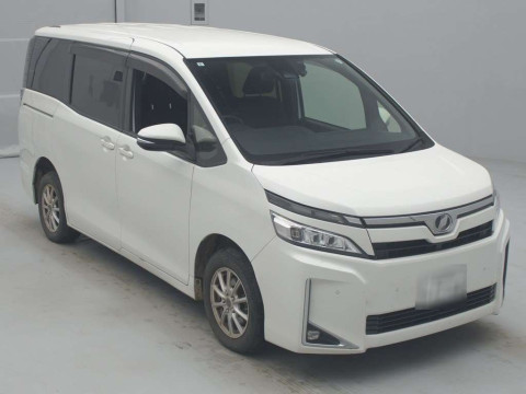 2019 Toyota Voxy ZRR85G[2]