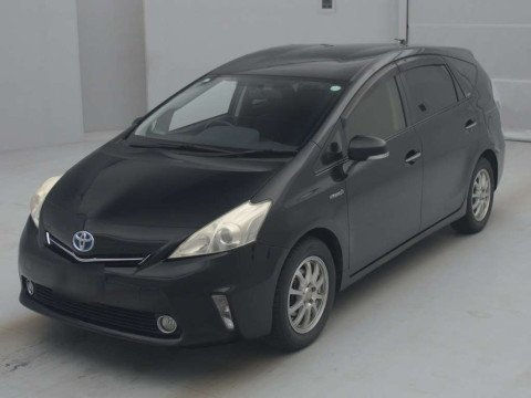 2013 Toyota Prius alpha ZVW40W[0]