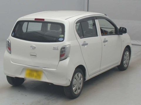 2016 Daihatsu Mira es LA300S[1]