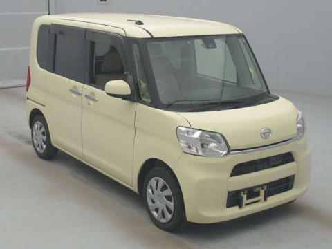 2015 Daihatsu Tanto LA600S[2]