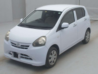 2012 Daihatsu Mira es