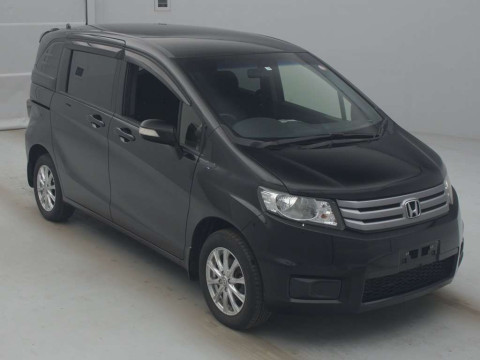 2013 Honda Freed Spike GB4[2]