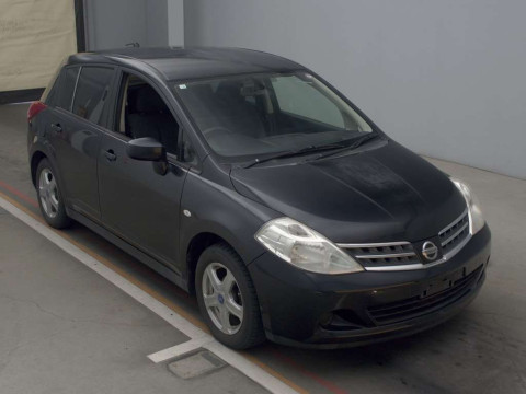 2010 Nissan Tiida C11[2]