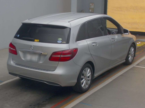 2015 Mercedes Benz B-Class 246242[1]