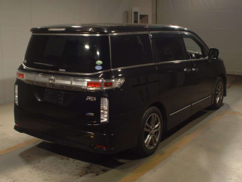 2013 Nissan Elgrand TE52[1]