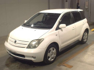 2003 Toyota IST