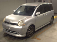 2005 Toyota Sienta