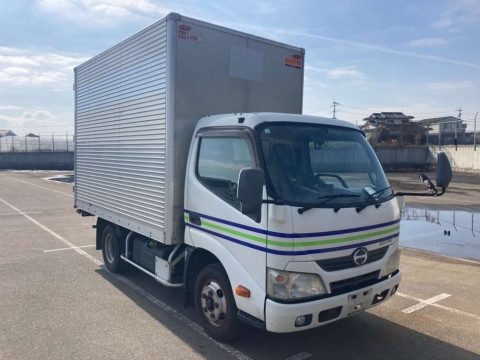 2012 Hino DUTRO XZC605M[2]