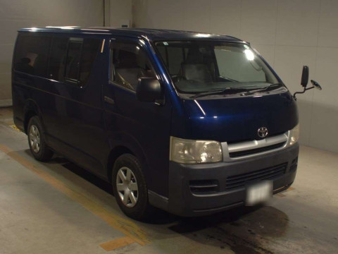 2005 Toyota Regiusace Van KDH200V[2]