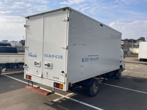 1993 Mitsubishi Fuso Canter FE325E[1]