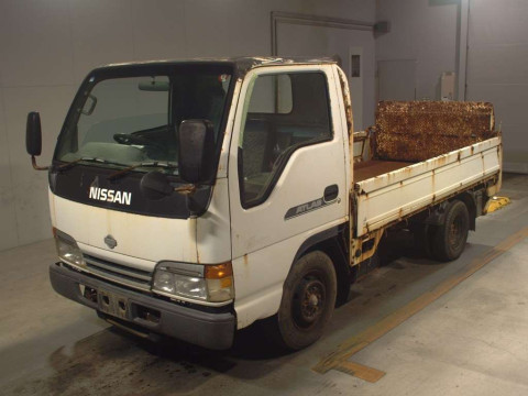 2000 Nissan Atlas AKR66EA[0]