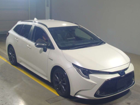 2019 Toyota Corolla Touring Wagon ZWE211W[2]