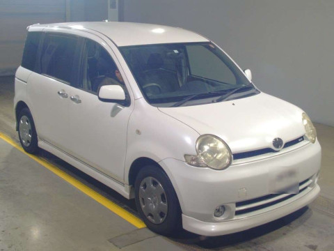 2006 Toyota Sienta NCP81G[2]