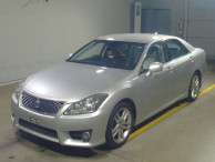 2012 Toyota Crown