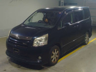 2007 Toyota Noah