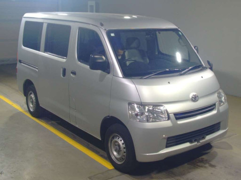 2020 Toyota Townace Van S402M[2]