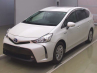 2016 Toyota Prius alpha