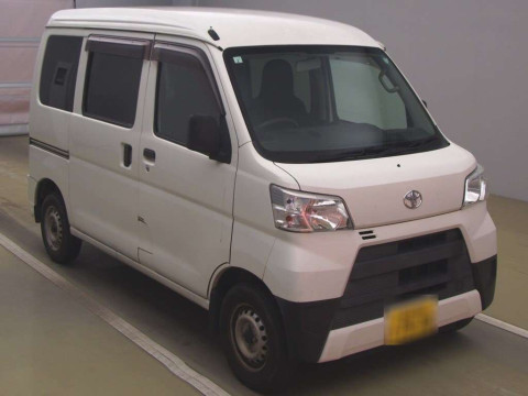 2018 Toyota Pixis Van S321M[2]