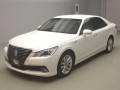 2013 Toyota Crown Hybrid