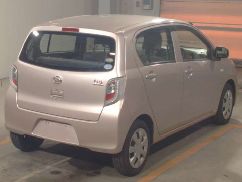 2016 Daihatsu Mira es LA300S[1]