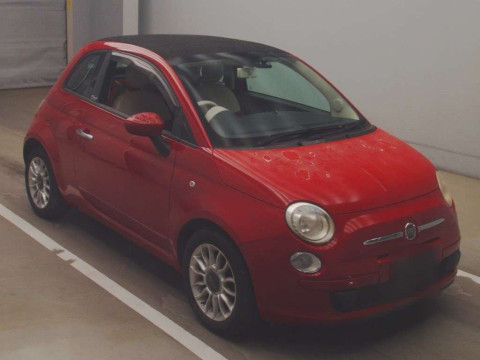 2011 Fiat 500C 31212[2]