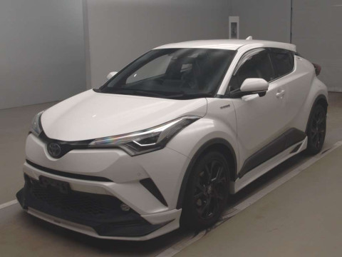 2019 Toyota C-HR ZYX10[0]