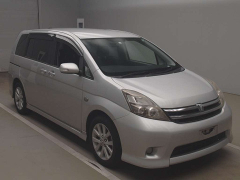 2008 Toyota Isis ANM10W[2]