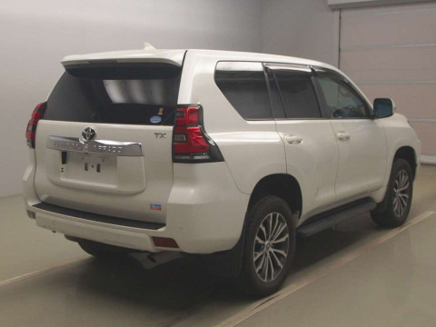 2020 Toyota Land Cruiser Prado TRJ150W[1]