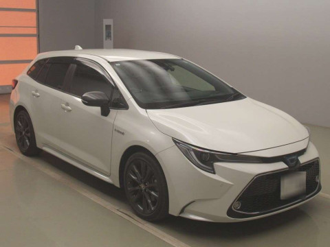 2019 Toyota Corolla Touring Wagon ZWE211W[2]