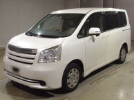 2009 Toyota Noah