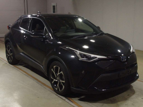 2020 Toyota C-HR ZYX11[2]