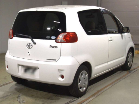 2005 Toyota Porte NNP10[1]