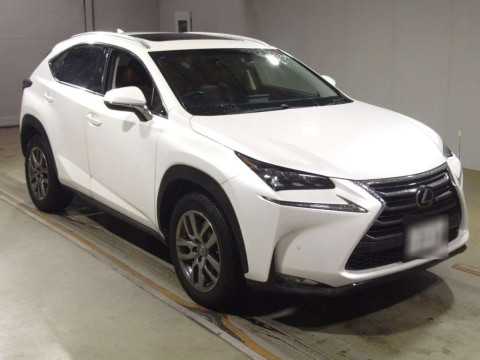 2014 Lexus NX AGZ10[2]