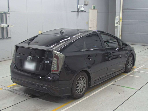 2014 Toyota Prius ZVW30[1]