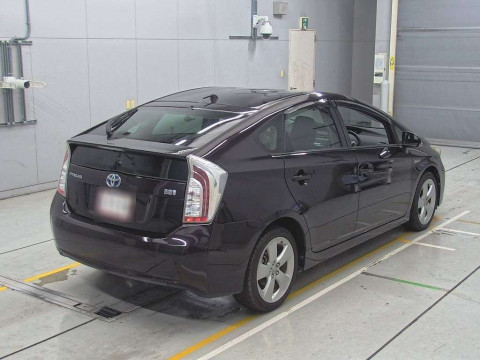 2012 Toyota Prius ZVW30[1]