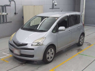 2006 Toyota Ractis