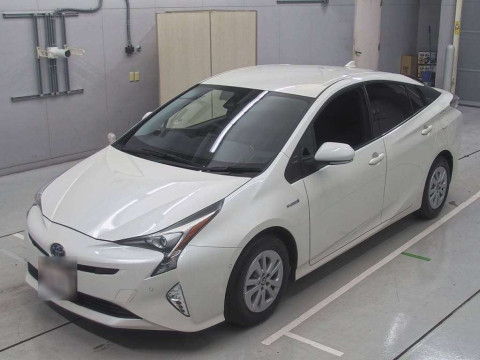 2018 Toyota Prius ZVW50[0]