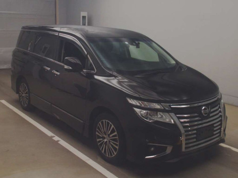 2019 Nissan Elgrand TE52[2]