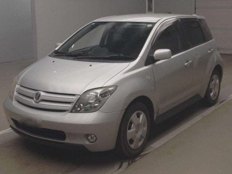 2005 Toyota IST NCP61[0]