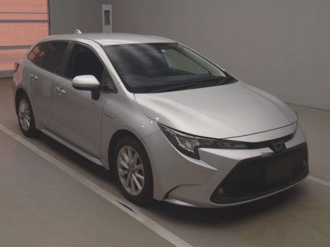 2019 Toyota Corolla Touring Wagon ZWE211W[1]