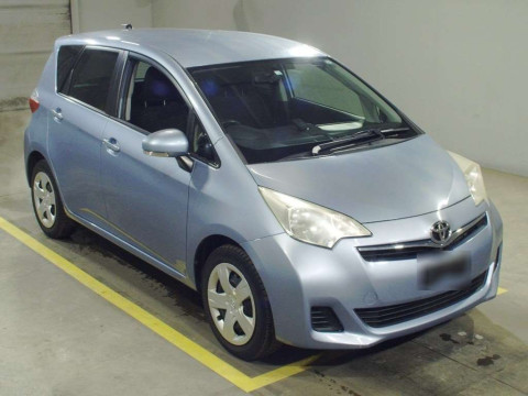 2013 Toyota Ractis NCP125[2]