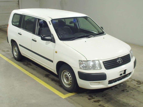 2011 Toyota Succeed Van NCP55V[2]