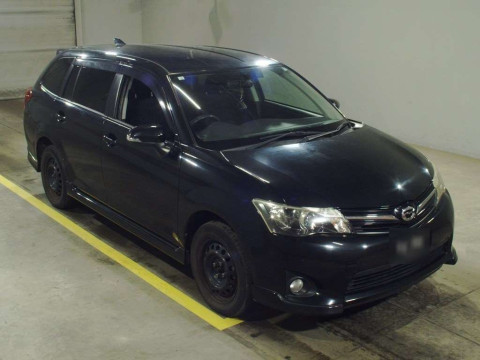 2012 Toyota Corolla Fielder NZE164G[2]