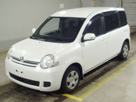 2011 Toyota Sienta