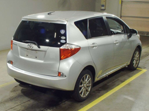 2011 Toyota Ractis NCP125[1]