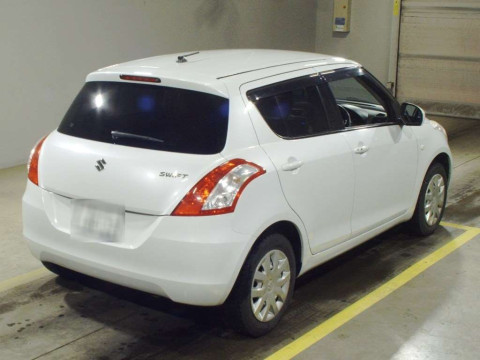 2011 Suzuki Swift ZD72S[1]