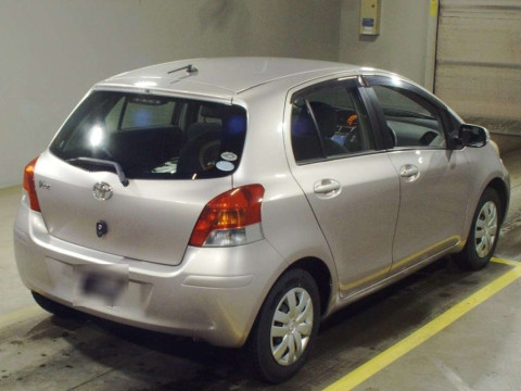 2010 Toyota Vitz KSP90[1]