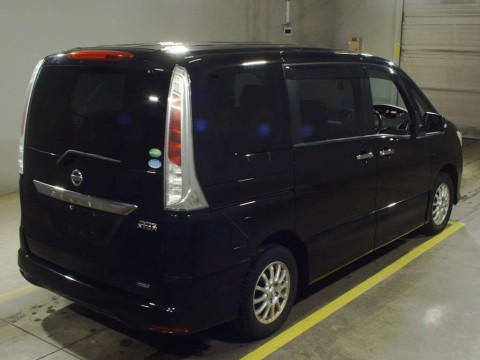 2013 Nissan Serena FNC26[1]